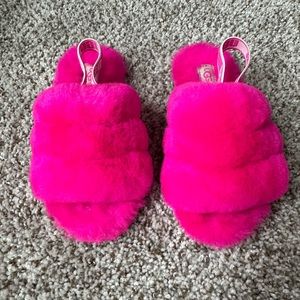 GIRLS UGGS SLIPPERS